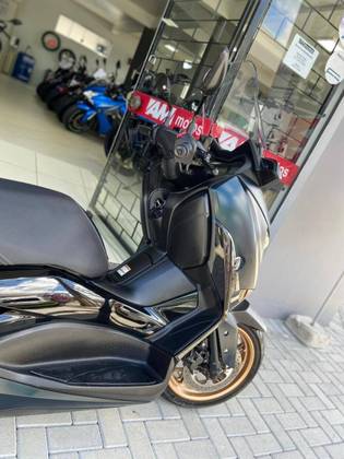 YAMAHA XMAX ABS 